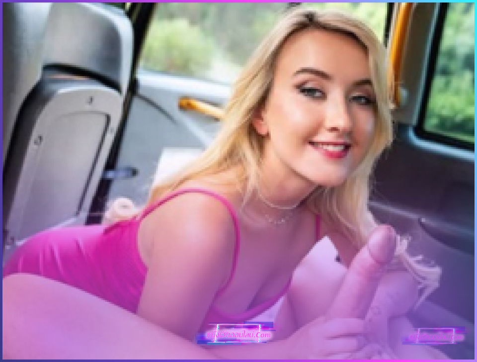 Fake taxi Porn หนัง18+ ผู้โดยสารสาวสวย Ann Joy เจอคนขับแทคซี่ควยแข็งโชว์ออกมานอกกางเกง เลยอาสาบอกให้จอดรถแล้วโดมาเอาควยเสียบสดหี กระเด้าแรงๆจนเสร็จแลกค่าโดยสารกัน